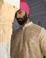 Load image into Gallery viewer, HAYAT

